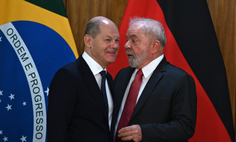Il Presidente brasiliano Lula da Silva riceve il Cancelliere tedesco Olaf Scholz
