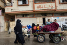 I palestinesi lasciano la parte orientale di Rafah mentre Israele ordina l'evacuazione